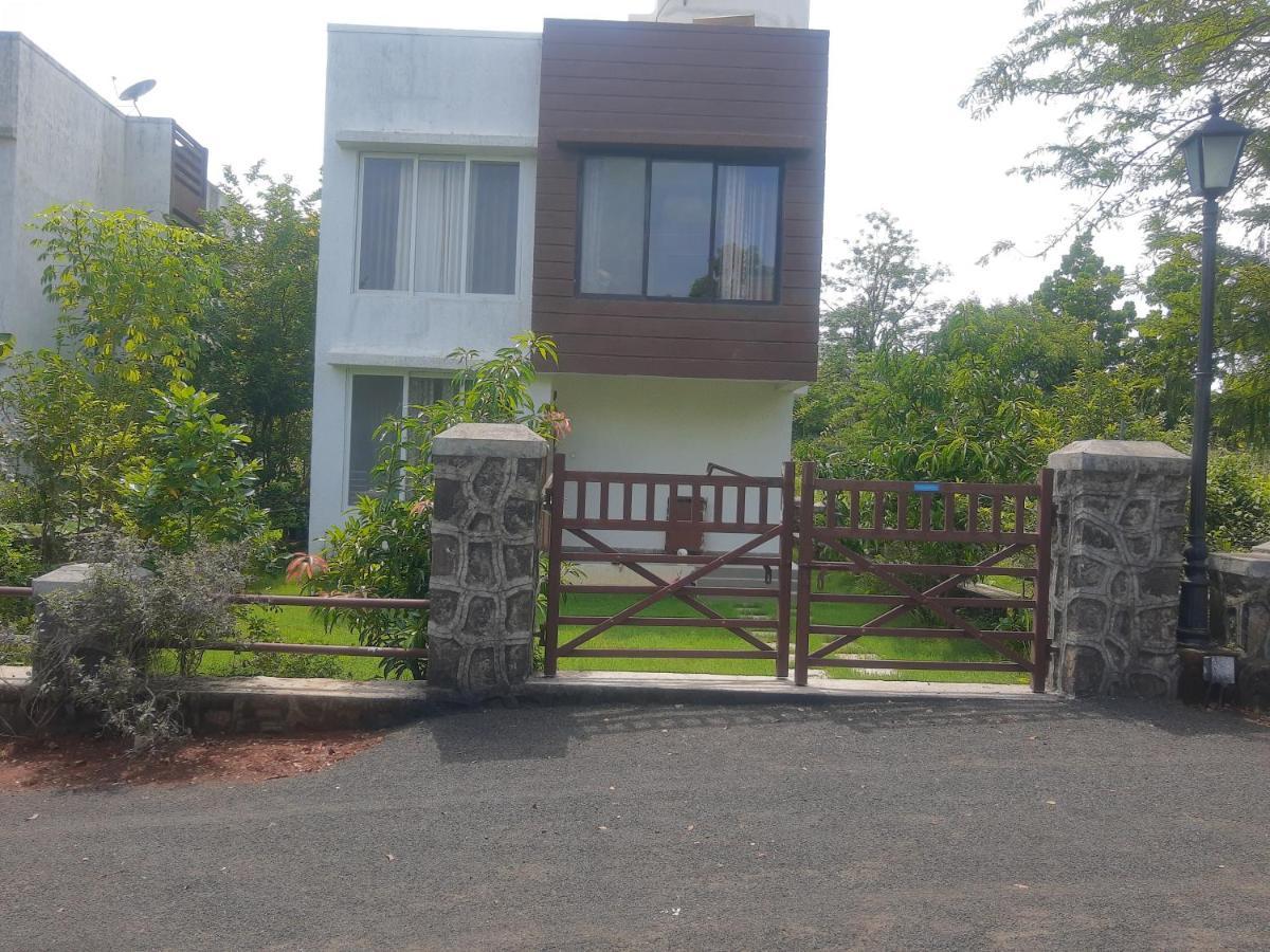 Destination A1 32 Villa เนราล ภายนอก รูปภาพ