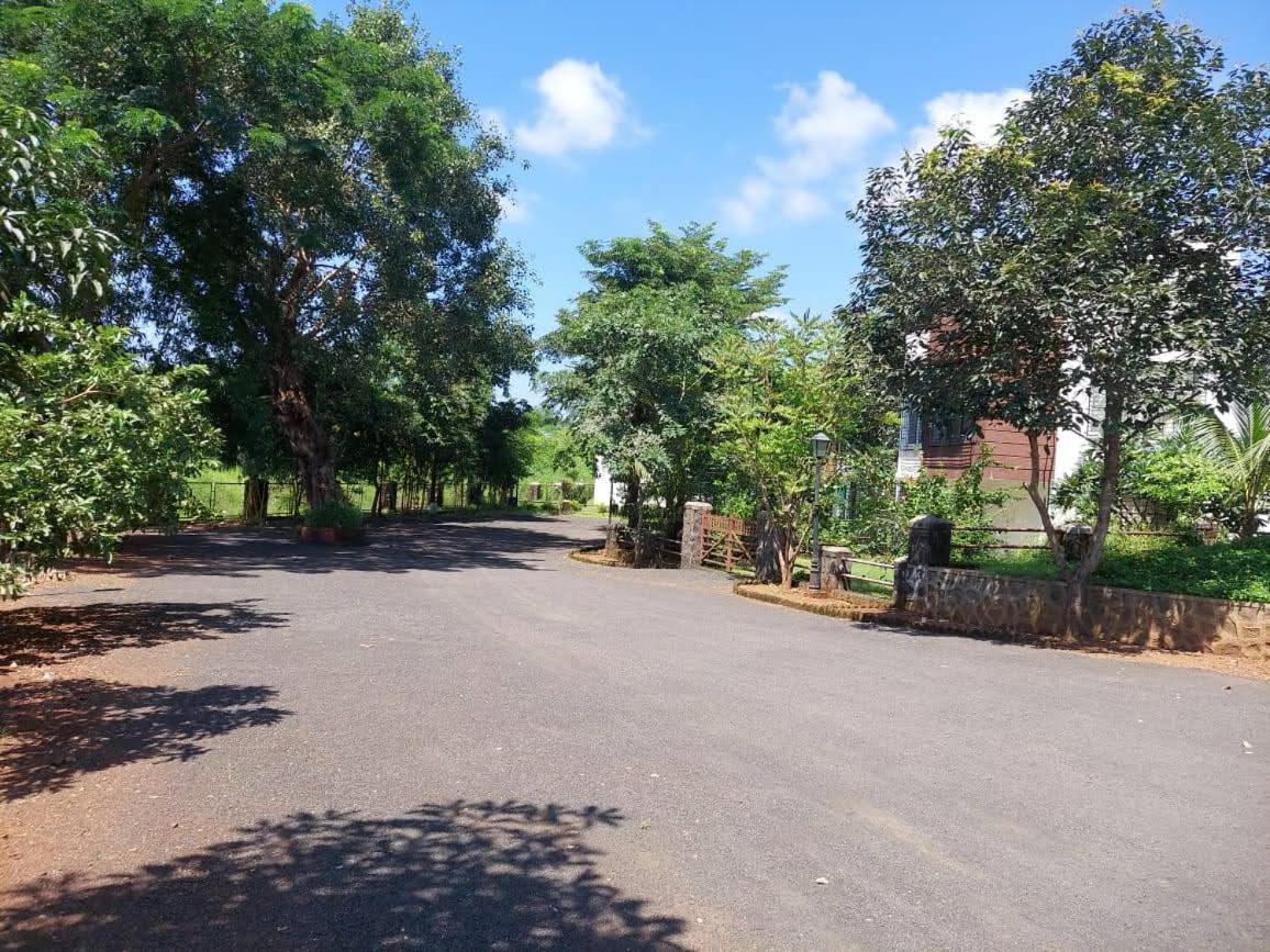 Destination A1 32 Villa เนราล ภายนอก รูปภาพ